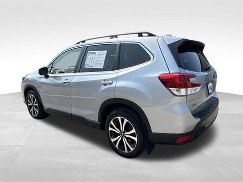 Used 2022 Subaru Forester Limited w/ Popular Package #3 AWD/4WD image 5