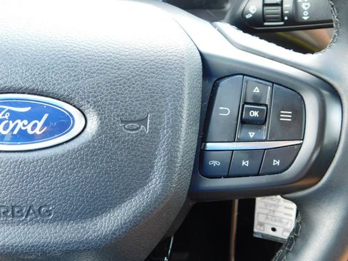 Used 2025 Ford Ranger XLT w/ Convenience Package AWD/4WD image 29