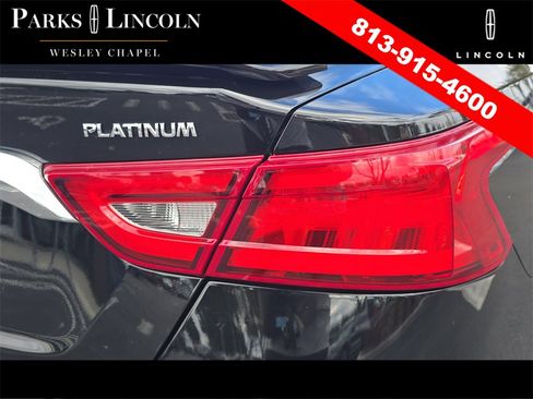 Used 2017 Nissan Maxima Platinum image 7