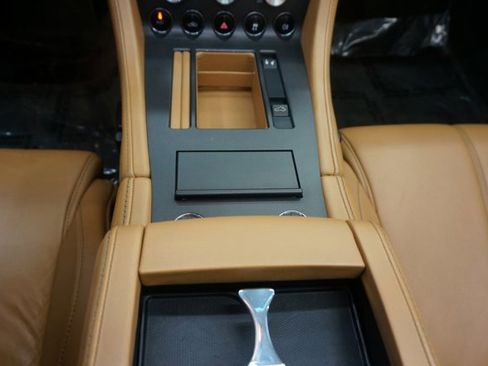 Used 2008 Aston Martin V8 Vantage Roadster image 9