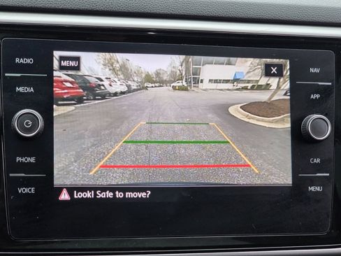 Used 2021 Volkswagen Atlas SEL Premium image 21