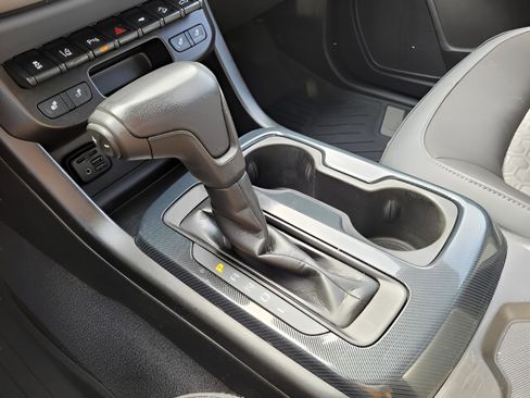 Used 2021 Chevrolet Colorado Z71 w/ Safety Package image 21