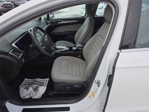 Used 2016 Ford Fusion S image 30