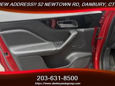 Used 2019 Jaguar F-PACE Premium AWD/4WD image 9