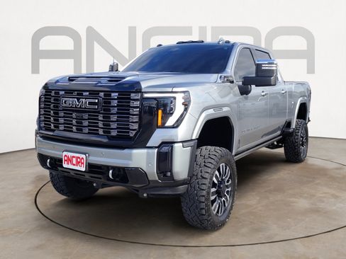 Used 2025 GMC Sierra 2500 Denali Ultimate image 7