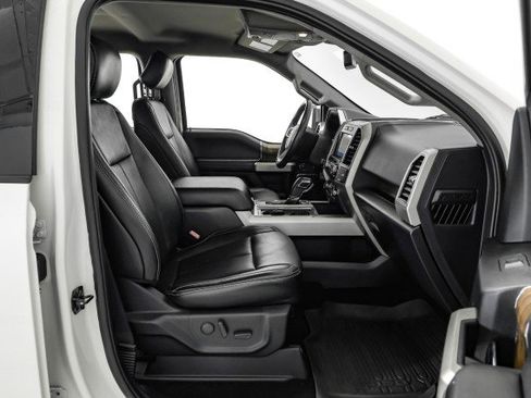 Used 2019 Ford F150 Lariat image 27