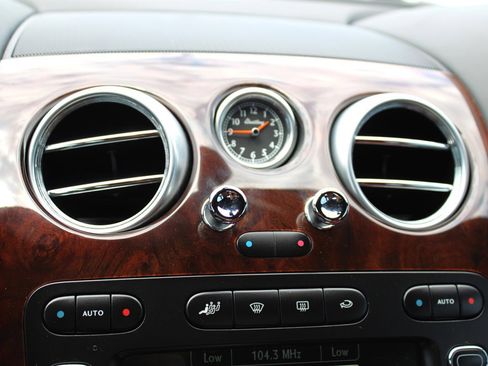 Used 2006 Bentley Continental GT image 19