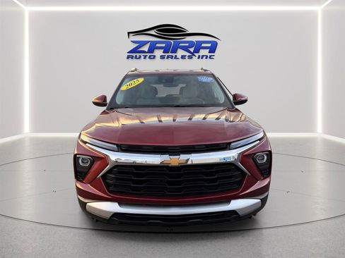 Used 2025 Chevrolet TrailBlazer LT image 9
