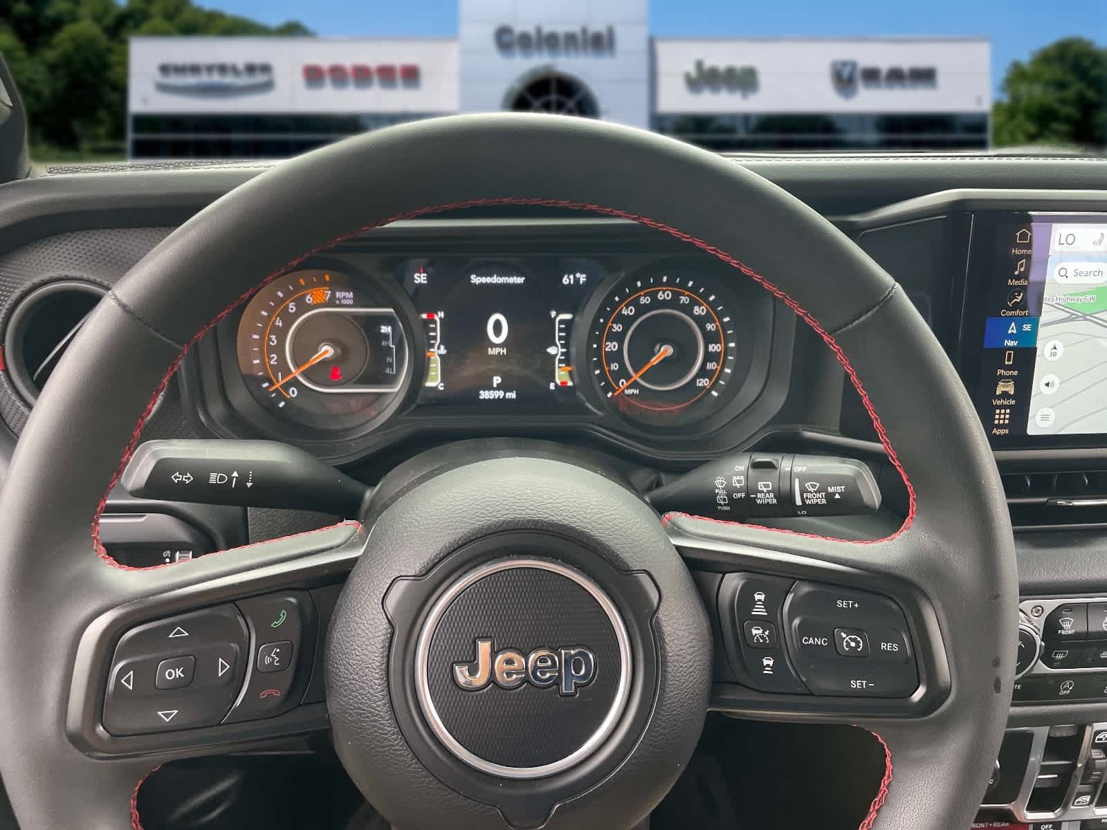 Used 2024 Jeep Wrangler Unlimited Rubicon w/ Technology Group AWD/4WD image 28