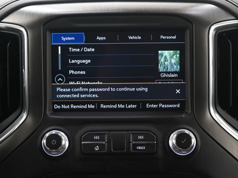 Used 2020 GMC Sierra 1500 AT4 image 17