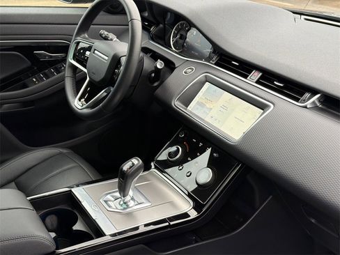 Used 2023 Land Rover Range Rover Evoque S image 13