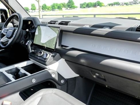 New 2026 Land Rover Defender 110 S AWD/4WD image 15