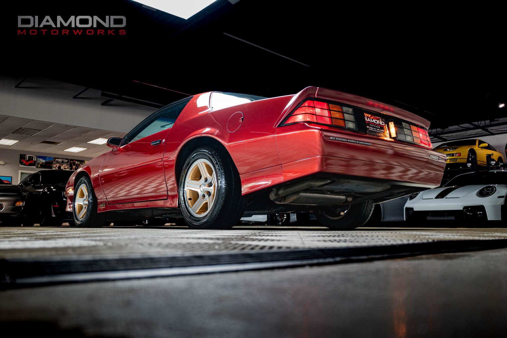 Used 1989 Chevrolet Camaro IROC-Z RWD image 64