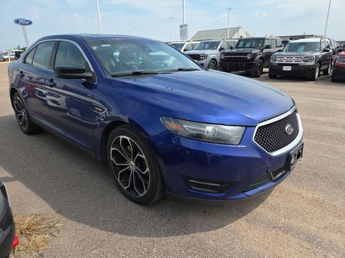 Used 2015 Ford Taurus SHO w/ Equipment Group 401A AWD/4WD image 6