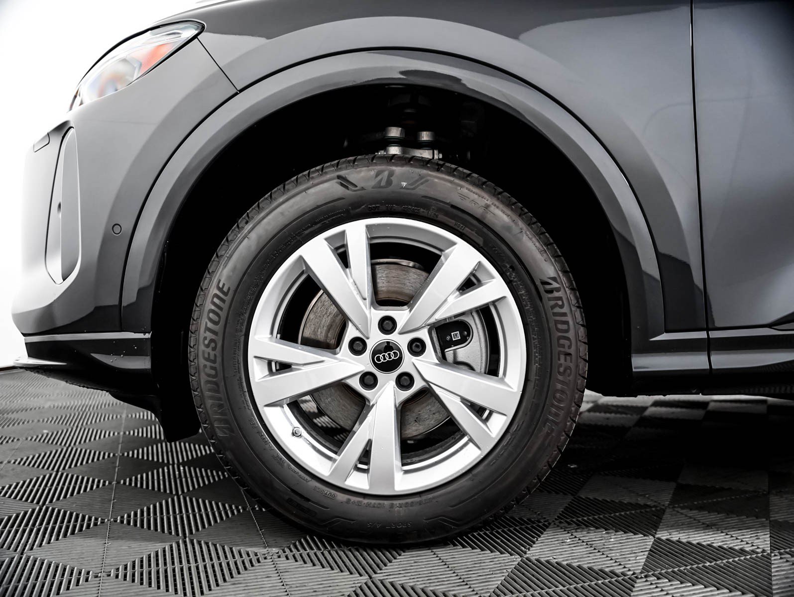 New 2026 Audi Q5 Premium AWD/4WD image 4