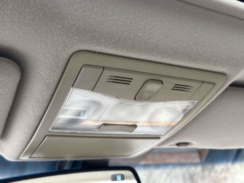 Used 2006 Toyota Avalon Limited image 27