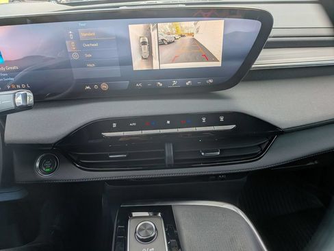New 2026 Buick Enclave Preferred w/ Power Package AWD/4WD image 18