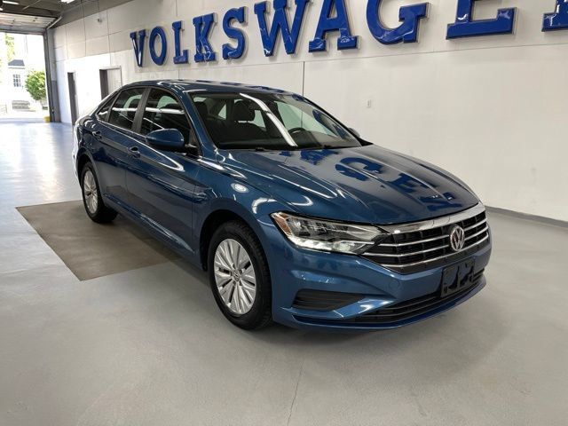 Used 2019 Volkswagen Jetta S w/ Driver Assistance Package FWD image 5