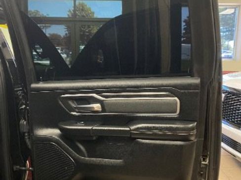 Used 2019 RAM 1500 Big Horn AWD/4WD image 13