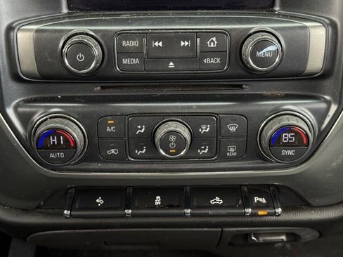 Used 2018 Chevrolet Silverado 1500 LT w/ Texas Edition RWD image 18