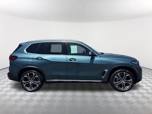 Used 2024 BMW X5 sDrive40i w/ Premium Package RWD image 3