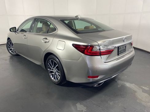 Used 2017 Lexus ES 350 FWD image 11