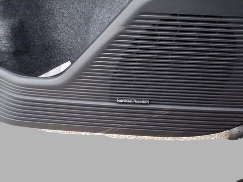 New 2026 Subaru Outback Limited XT image 11