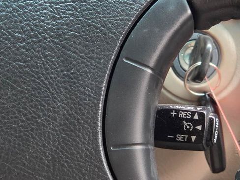 Used 2006 Toyota 4Runner SR5 AWD/4WD image 19