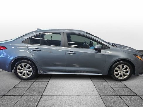 Used 2024 Toyota Corolla LE image 4