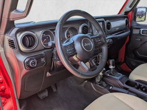 Used 2023 Jeep Gladiator Sport AWD/4WD image 8