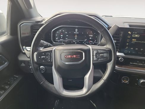 Used 2023 GMC Sierra 1500 SLE image 12