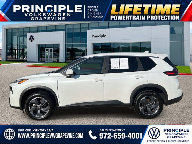 Used 2026 Nissan Rogue SV FWD image 5