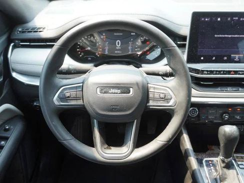 Certified 2024 Jeep Compass Limited AWD/4WD image 13