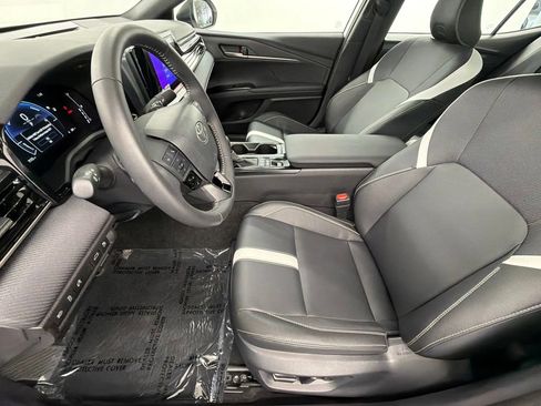 Used 2026 Toyota Camry SE w/ Convenience Package FWD image 22