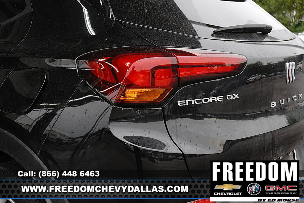 Certified 2025 Buick Encore GX Preferred FWD image 9
