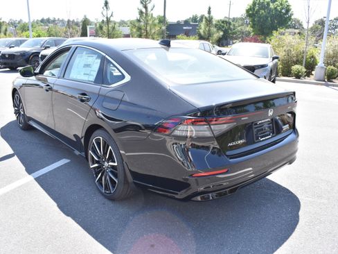 New 2026 Honda Accord Touring image 7