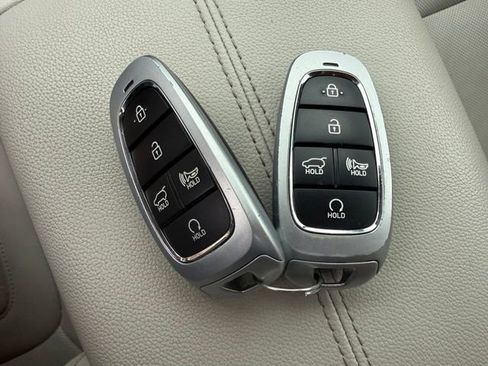Used 2022 Hyundai Tucson SEL w/ Convenience + Premium Package AWD/4WD image 12