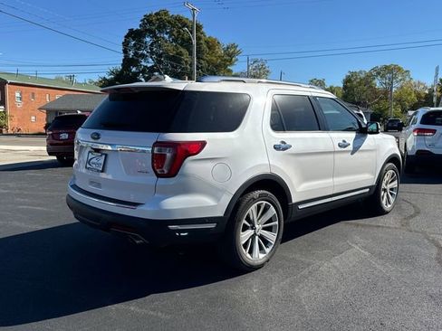 Used 2018 Ford Explorer Limited w/ Equipment Group 301A image 7