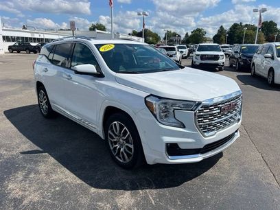 Used 2024 GMC Terrain Denali w/ Denali Premium Package