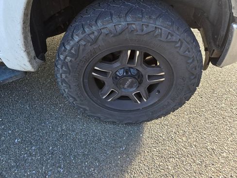 Used 2016 Ford F150 XLT w/ Equipment Group 302A Luxury AWD/4WD image 13