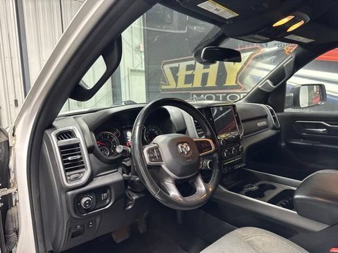 Used 2022 RAM 1500 Big Horn AWD/4WD image 6