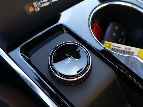 New 2026 Chevrolet Equinox ACTIV w/ Convenience Package III image 33