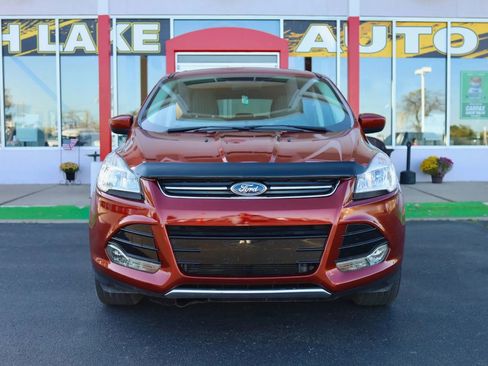 Used 2016 Ford Escape SE image 2