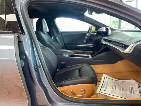 Used 2024 Lucid Air Touring AWD/4WD image 21