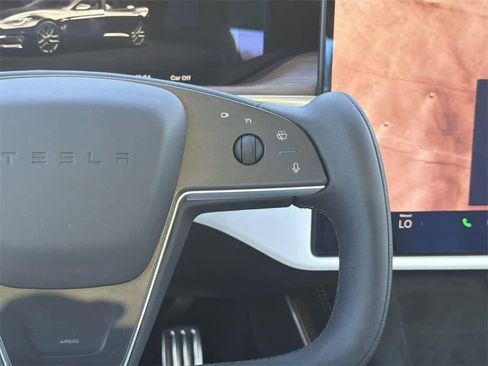 Used 2022 Tesla Model S image 14