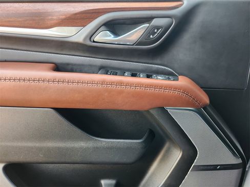 Used 2023 GMC Yukon Denali Ultimate image 19