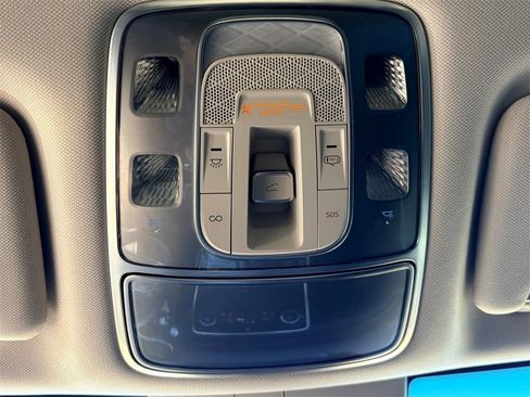 Used 2021 Genesis GV80 2.5T image 18