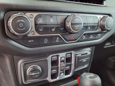 New 2025 Jeep Wrangler Sport S image 22