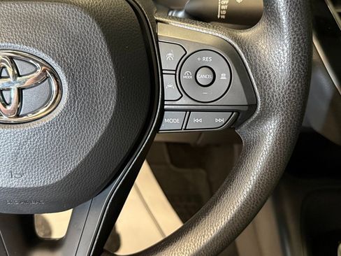 Used 2025 Toyota Corolla LE image 10