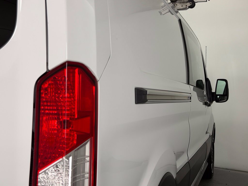 Used 2022 Ford Transit 350 Low Roof RWD image 46